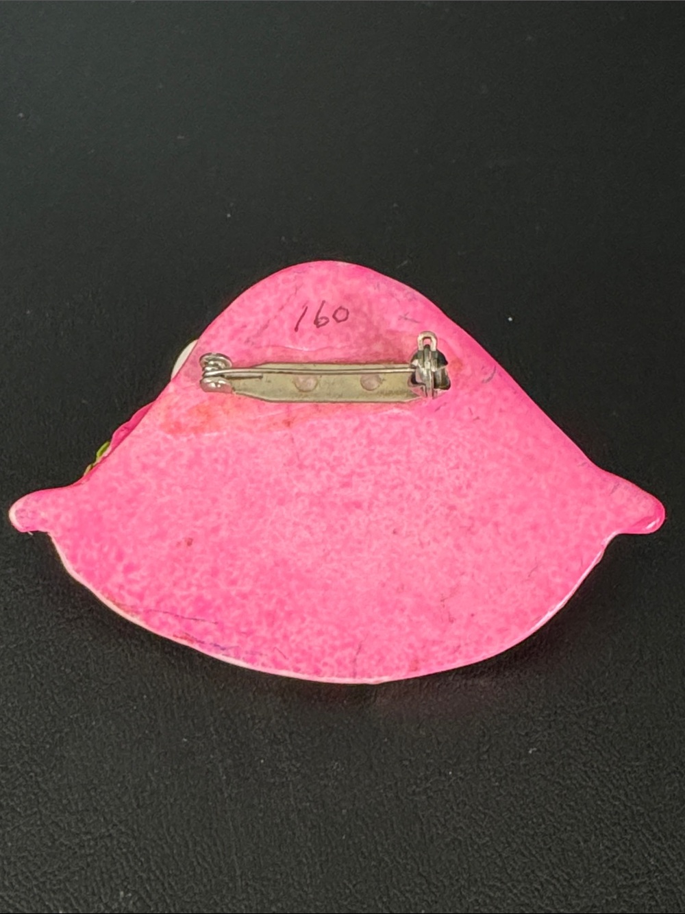 VTG Resin Lady Head Brooch - Glamorous Woman in Pink Sun Hat Pin - Picture 4 of 5